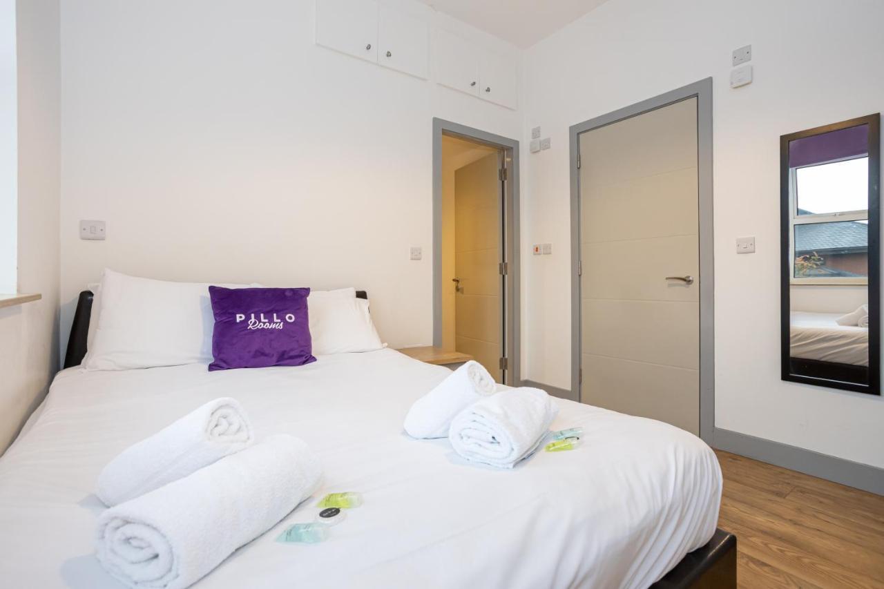 Pillo Rooms Serviced Apartments - Salford Manchester Bagian luar foto