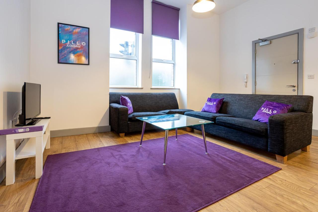 Pillo Rooms Serviced Apartments - Salford Manchester Bagian luar foto