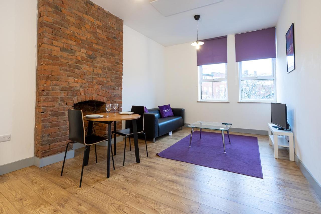 Pillo Rooms Serviced Apartments - Salford Manchester Bagian luar foto