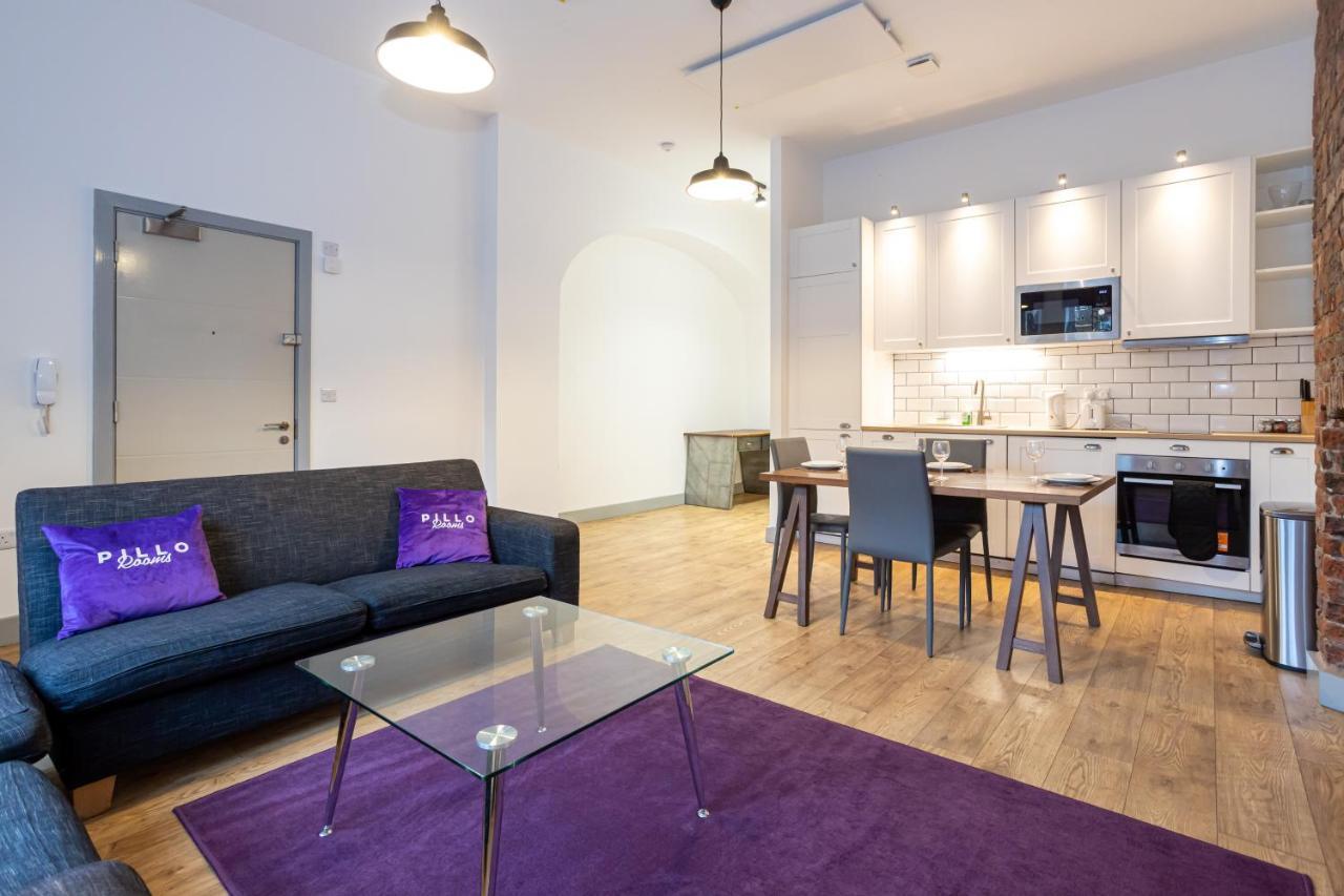 Pillo Rooms Serviced Apartments - Salford Manchester Bagian luar foto